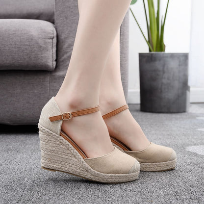 Women Bicolor Woven Wedge Heel Platform Sandals