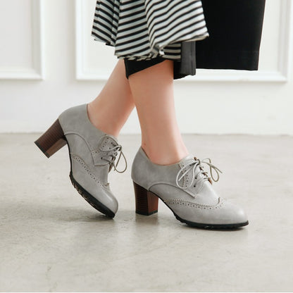 Ladies Retro Tied Carved Medium Heel Oxford Shoes