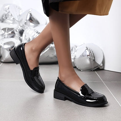 Women's Glossy Round Toe Slip-On Loafers