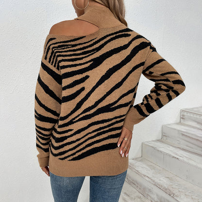 Ladies Sweaters Kniting High Collar Pullover Bicolor Tiger Printed Off Shoulder