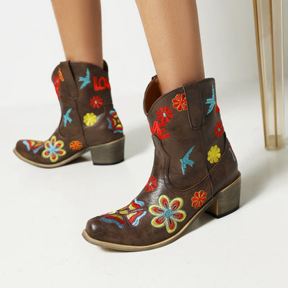 Women Ethnic Embroidery Puppy Heel Cowboy Short Boots