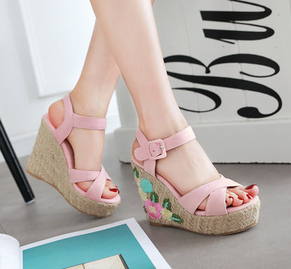 Women's Buckle Belt Open-toed Platform Wedge Sandals